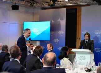 Milei se reunió con empresarios en el Foro de Davos