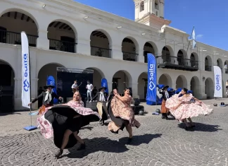 Salta dio la bienvenSalta dio la bienvenida al verano con una gran fiesta en el corazón de la ciudadida al verano con una gran fiesta en el corazón de la ciudad