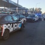 Santa Fe: policías protestaron por mejoras salariales y hubo enfrentamientos internos