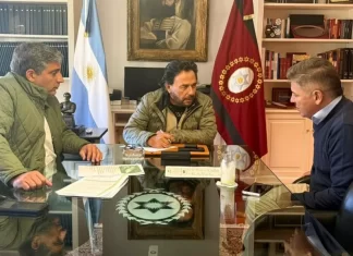 Sáenz coordina el operativo integral de asistencia en Rivadavia y refuerza la presencia del Estado en zonas afectadas por las crecidas