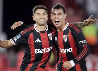 El nuevo River de Coudet venció 2-1 a Huracán con goles de Driussi y Montiel