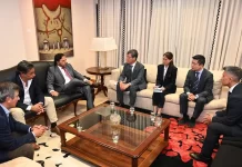 Sáenz se reunió con el presidente de POSCO Argentina
