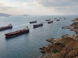 Irán amenaza con frenar todo el comercio en tres áreas clave si EE.UU. sigue con el bloqueo en Ormuz