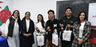 La Municipalidad y Coca Cola entregaron 30 tablets a emprendedores