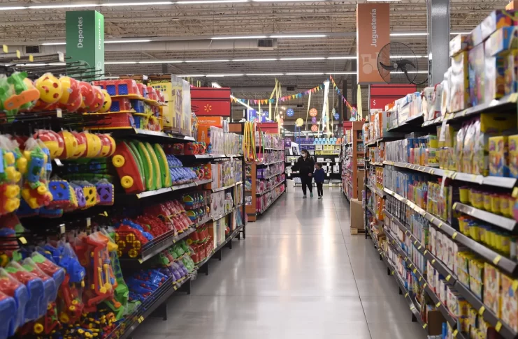 El consumo masivo volvió a caer en abril pese a la baja de la inflación
