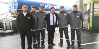 El gobernador Sáenz y el CEO de YPF inauguraron en Salta la primera RefiPlus del país