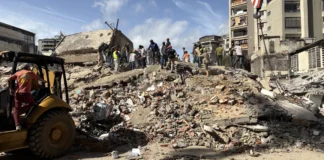La misión humanitaria argentina en Venezuela rescató a dos menores entre los escombros