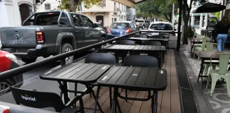 Refuerzan los controles sobre decks gastronómicos en diferentes zonas de la ciudad