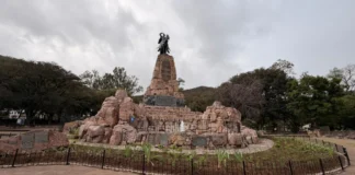 El monumento a Güemes empieza a lucir las tareas de renovación