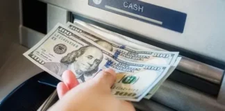 Habilitan cuentas sueldo en dólares para que las empresas puedan pagar salarios en moneda extranjera