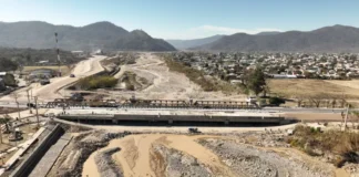 Sáenz supervisó la obra sobre el puente del rio Vaqueros y Circunvalación