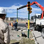 Se colocaron nuevos semáforos en la avenida Ex Combatientes de Malvinas