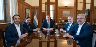 Sáenz y gobernadores del Norte Grande se reunieron con Santilli por la agenda de la región