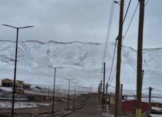 Nevó en la puna salteña: Tolar Grande se vistió de blanco