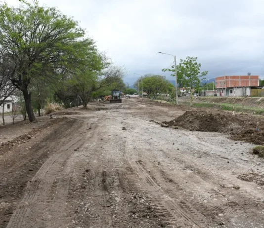 La Municipalidad comenzó con las obras de pavimentación de la avenida Juan XXIII