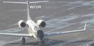 Flávio Bolsonaro aterrizó en el aeropuerto de Miami-Opa Locka procedente de Argentina
