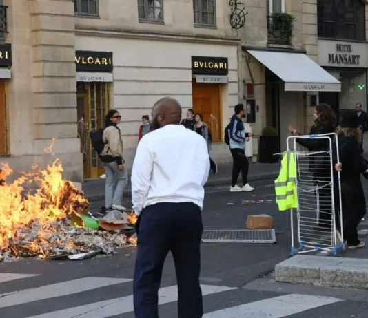 Francia impone toques de queda parciales tras un fin de semana de saqueos masivos